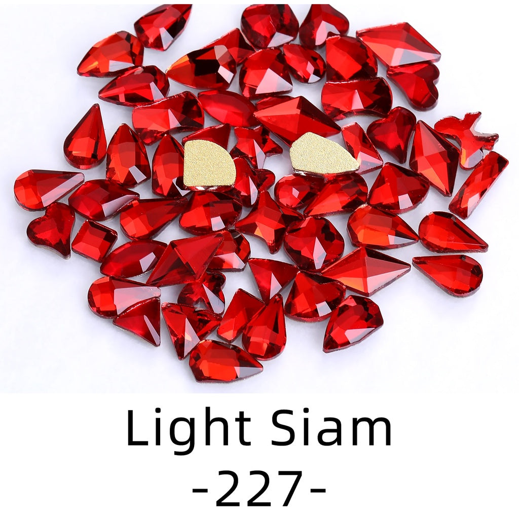 50pcs Flat Back Crystal Nail Parts Hearts 50 Pieces 3D Glass Rhinestones for Needlework Decoration Glitter Gems Design Fac