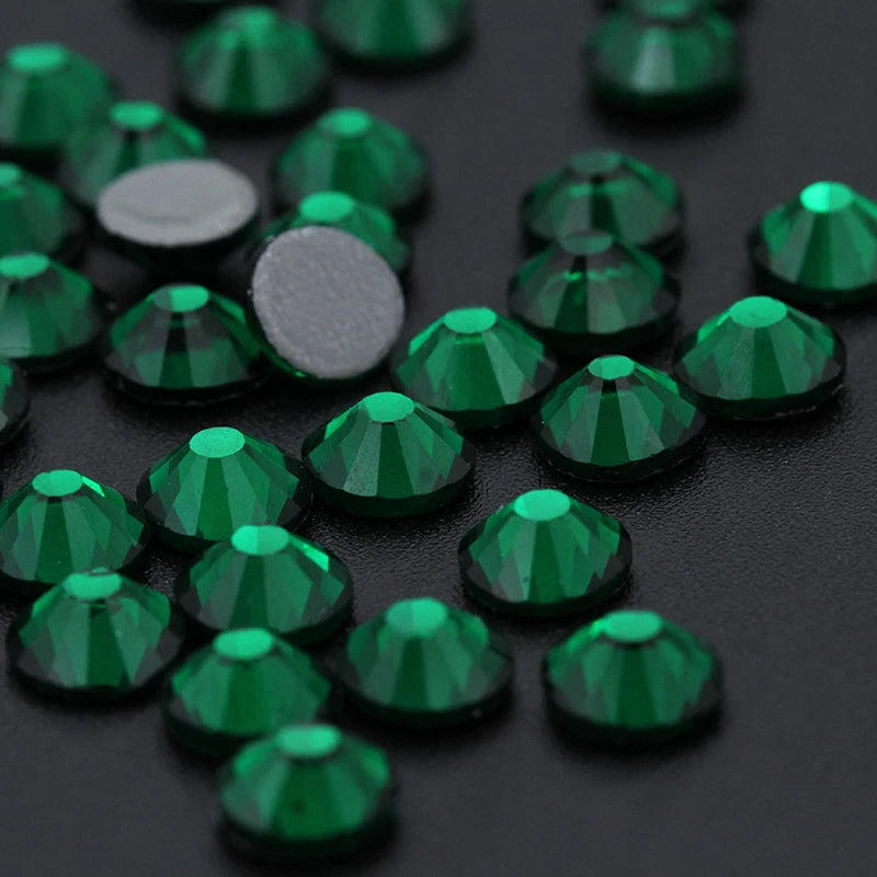 Green Color SS3 - SS30 Hotfix Rhinestones Glue On Clothes Glass Strass Round Shape Small Size Hot Fix Rhinestones