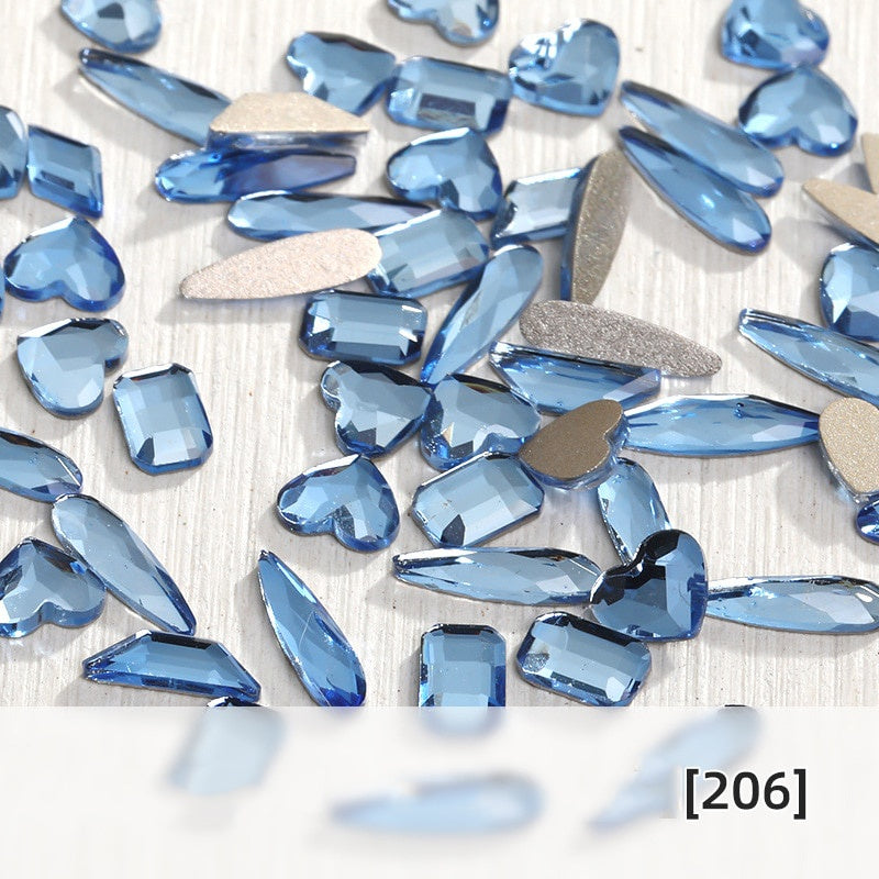 50pcs Flat Back Crystal Nail Parts Hearts 50 Pieces 3D Glass Rhinestones for Needlework Decoration Glitter Gems Design Fac