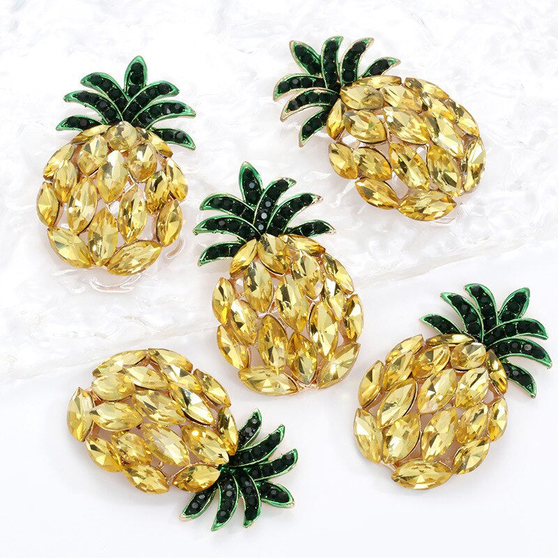 1pcs Vintage luxury yellow pineapple brooch creative design versatile silk scarf brooch
