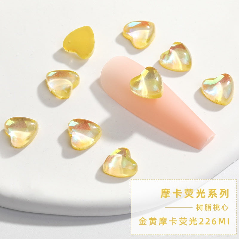 50PCS 4/6/8mm Resin Heart Mocha Fluorescent Nail Nail Patch  Ice Through Love Decoration
