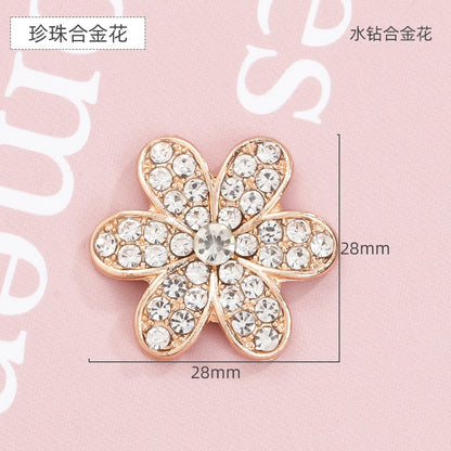 Hole Shoes Accessories Diy Pearl Flowers Crystal White Diamond Shoes Buckle Decorative Buckle Accessories Hole Shoes Cross Chain Garden Shoes of Shoes Flower