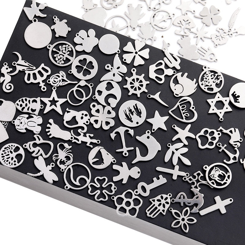 304 Stainless Steel Love Heart Diy Alloy Accessories Five-pointed Star Four-leaf Clover Earrings Bracelet Necklace Pendant Material