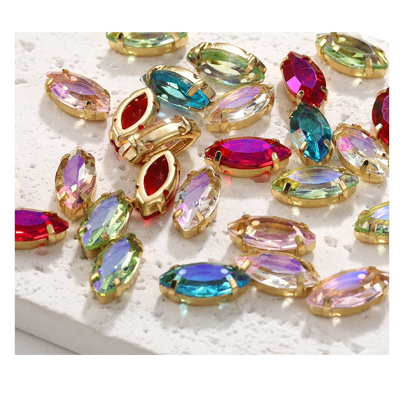High Quality 7*15mm Leaf Shape Perforated Hollow Claw Rhinestones Hand Sewn Rhinestones DIY Crystal Accessories