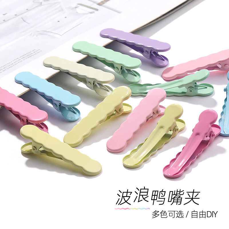 Wavy Beak with Dopamine-colored Forehead Fringe with Side Clip Back Hair Clip Simple