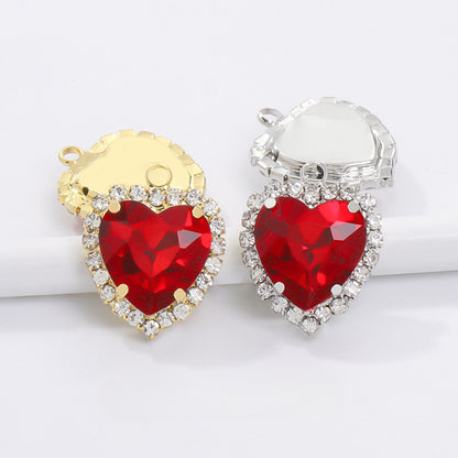 12mm Heart Shape Crystal Single Pendant Clothing Accessories Hand Sewn Perforated Claw