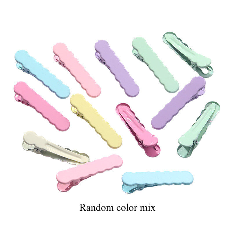 Wavy Beak with Dopamine-colored Forehead Fringe with Side Clip Back Hair Clip Simple