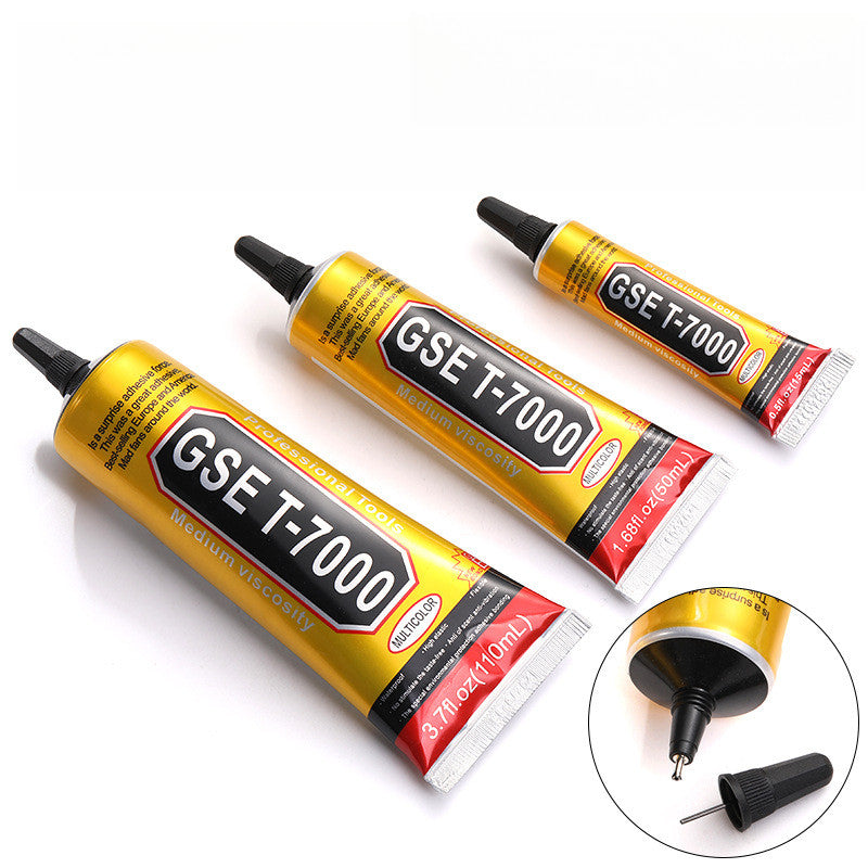 Black Glue Particles of The Needle-tube Type Strong Repair Adhesive Stick To The Phone Case