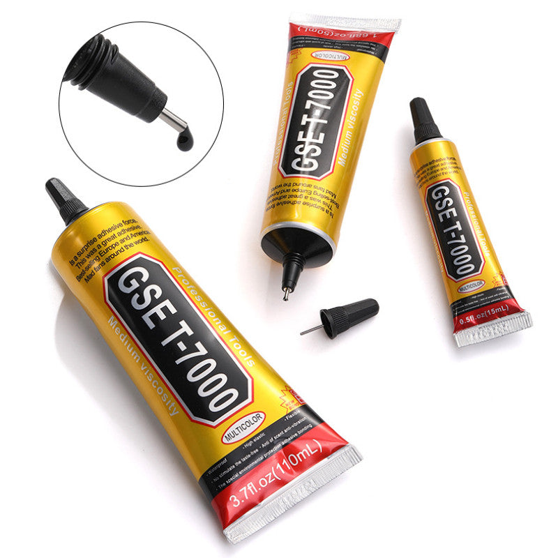 Black Glue Particles of The Needle-tube Type Strong Repair Adhesive Stick To The Phone Case